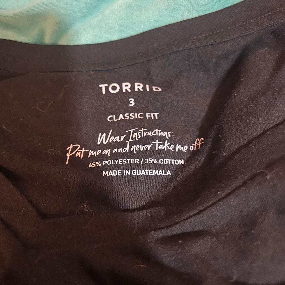 Torrid tee - Picture 2 of 2